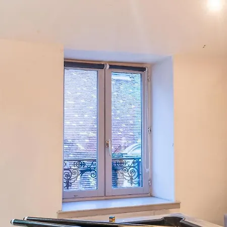Lägenhet Strike & Chill - Duplex - Au Coeur De Dijon